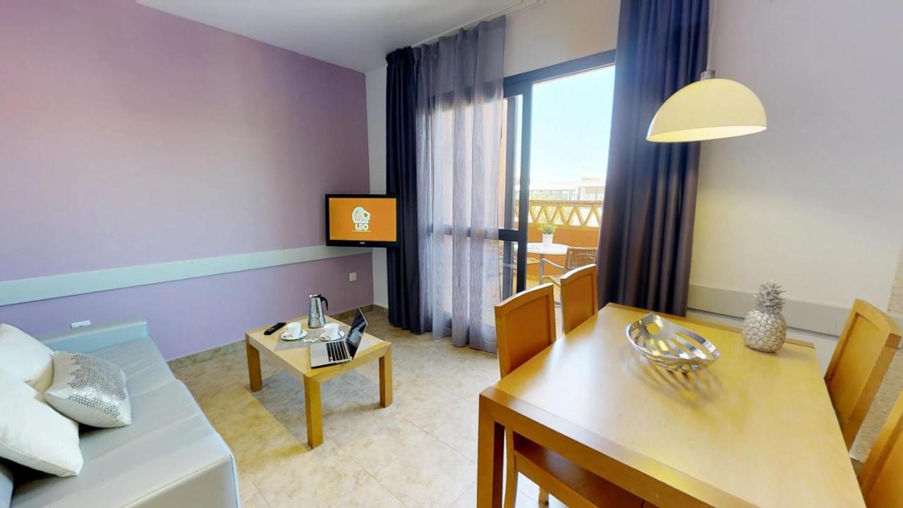 Leo Punta Umbria (Adults Only) Appartement Buitenkant foto